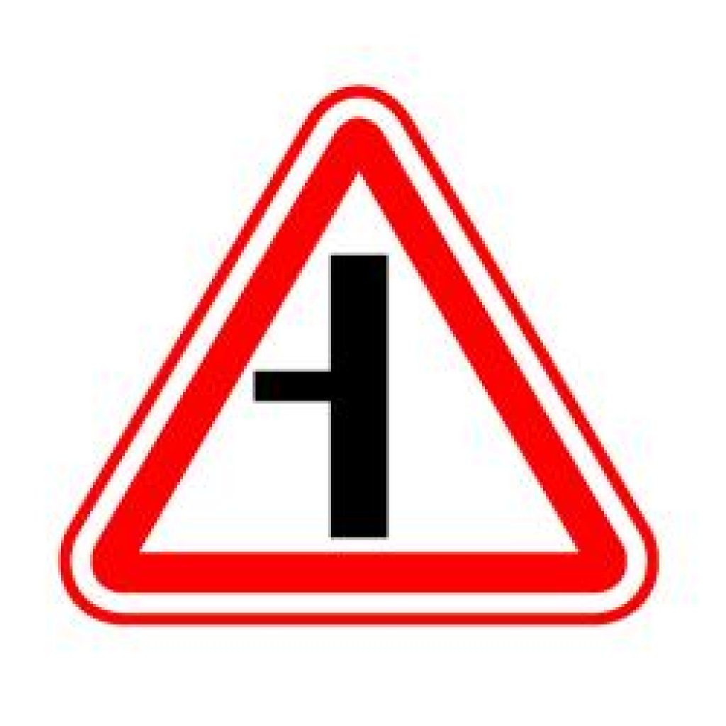 Характеристики модели Дорожный знак, наклейка/маска (без светоотражения) 2.3.3 П